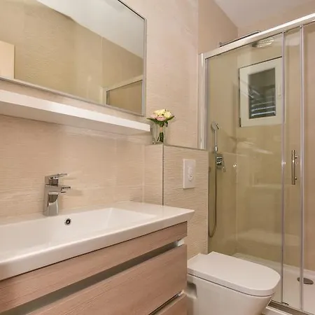 Apartament Mustapic *