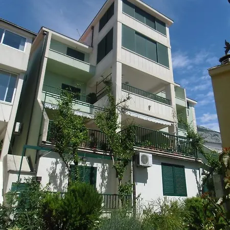 Mustapic Lägenhet *