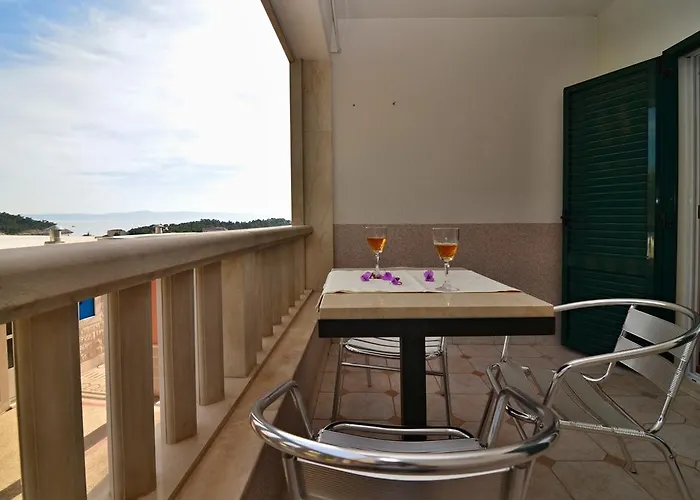 Mustapic 마카르스카